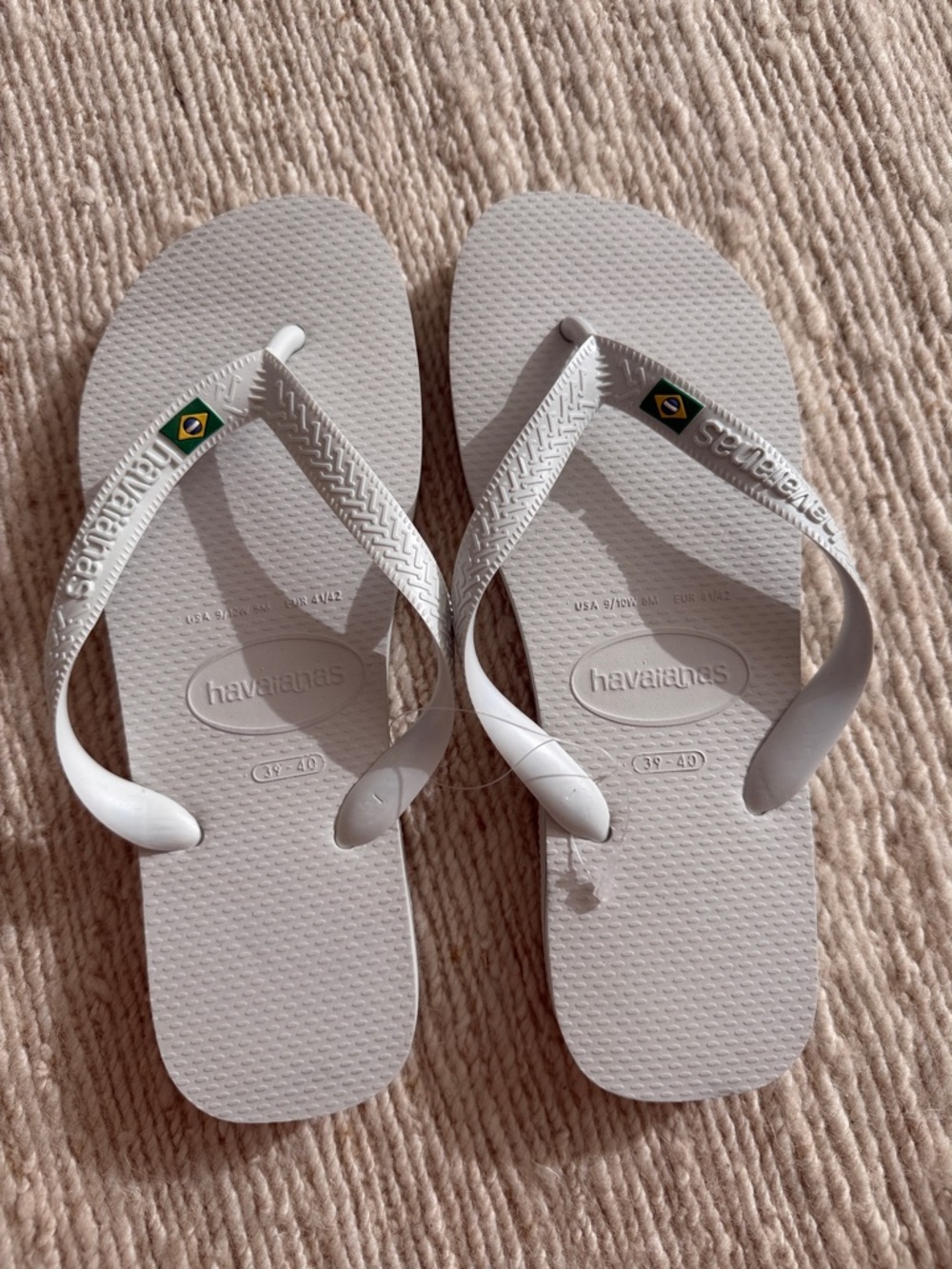 Havaianas White Brazilian-Flag Flip Flops